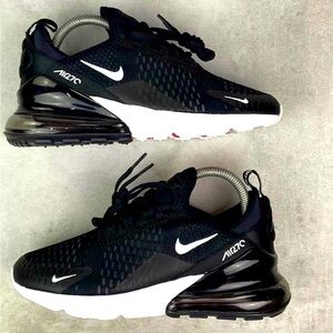 Nike air max 270 Black white women’s size 7